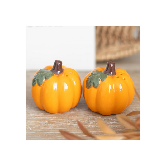 Pumpkin Salt and Pepper Shakers N/A