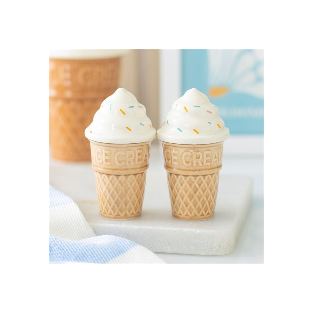 Ice Cream Cone Salt and Pepper Shakers N/A