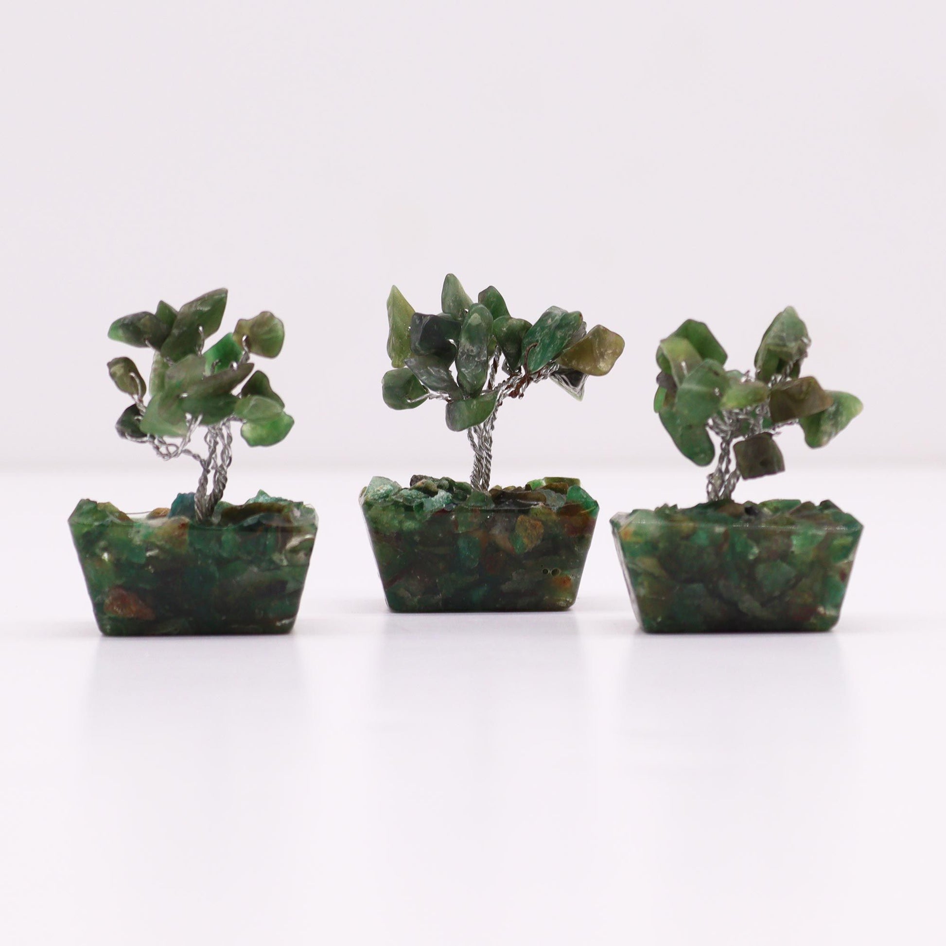 Mini Gemstone Tree On Orgonite Base - Green Aventurine (15 stones) AW Dropship UK