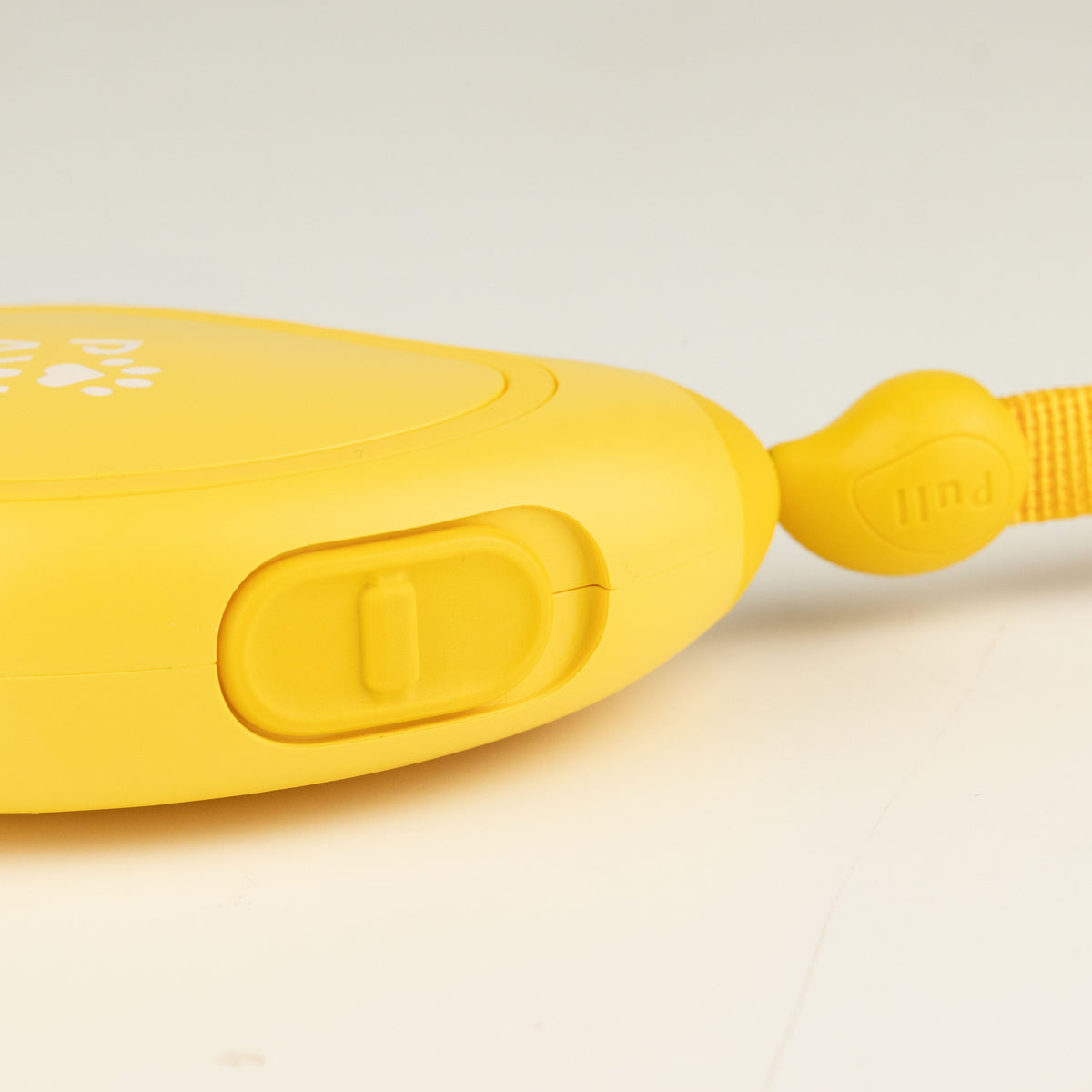 Mini Mango dog lead handle and tape