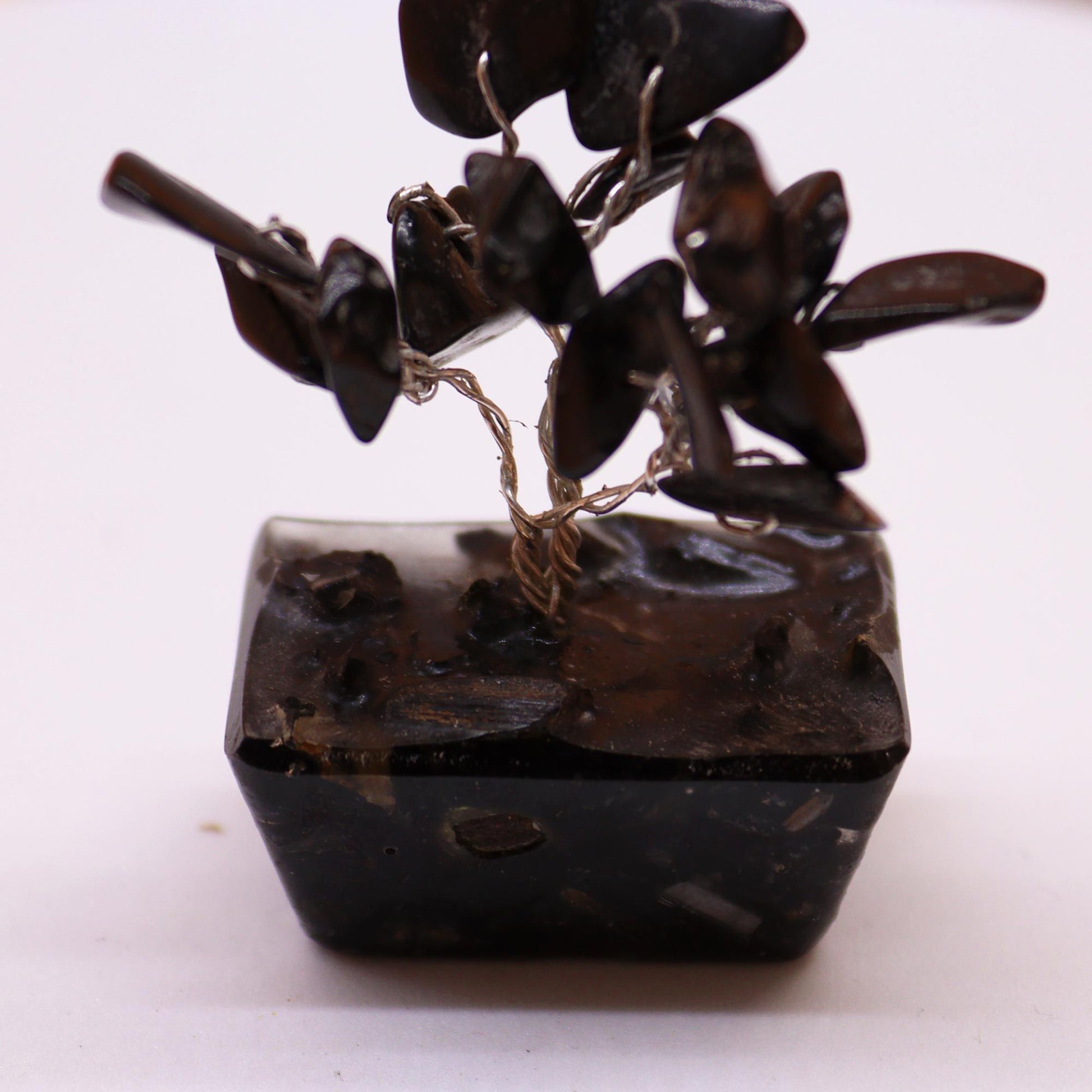 Mini Gemstone Tree On Orgonite Base - Black Agate (15 stones) AW Dropship UK
