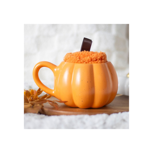 Pumpkin Shaped Mug and Socks Set N/A