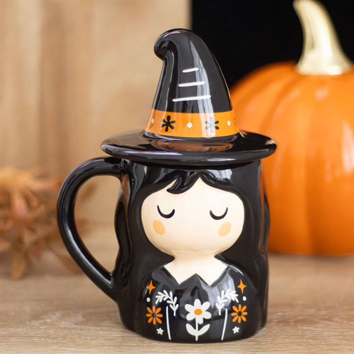 Frightful Folk witch lidded mug