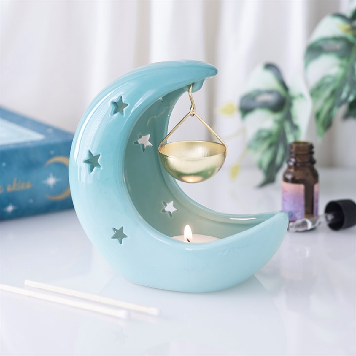 Blue Pastel Crescent Moon Hanging Oil Burner N/A