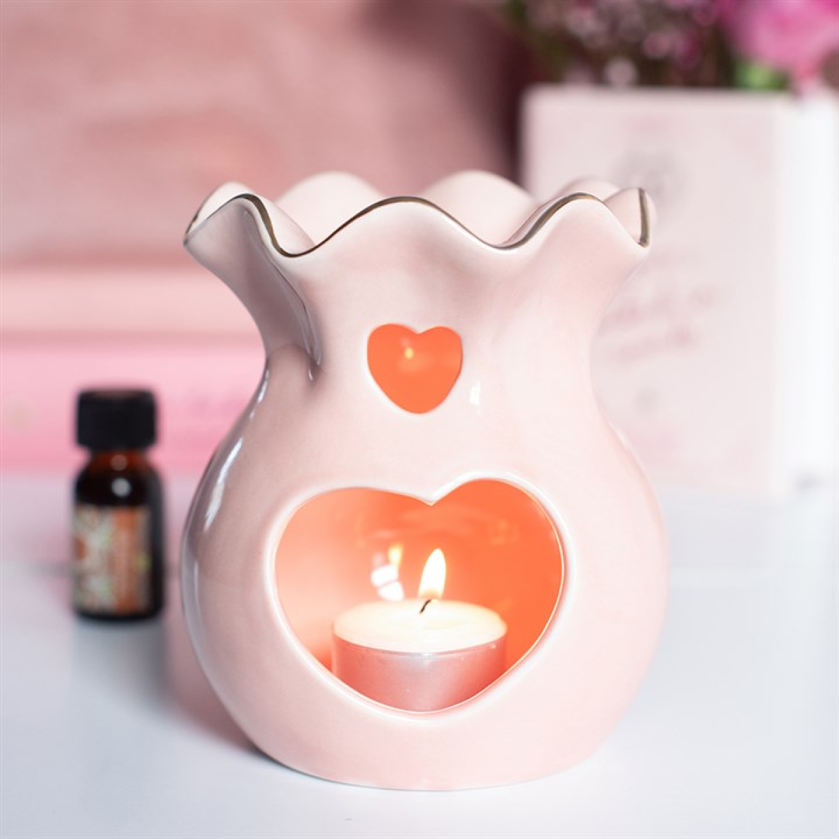 Pink Fluted Oil Burner and Wax Warmer N/A